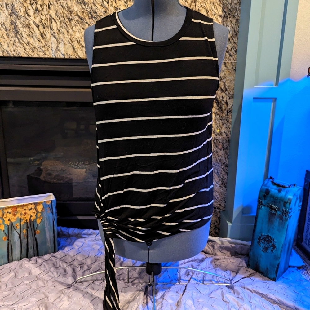 Black and white striped tank with cinch detail on side - Large